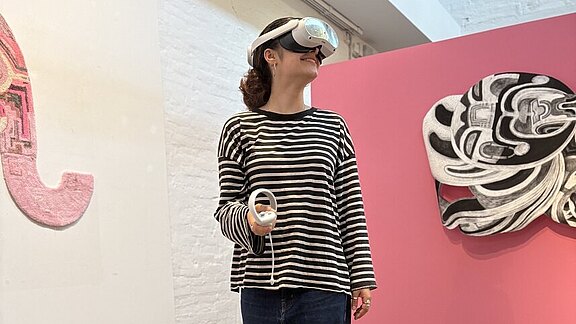 Heimspiel2026_QGalerie_fufufulkrum_Huber_Mangold_VR-Brille.jpg